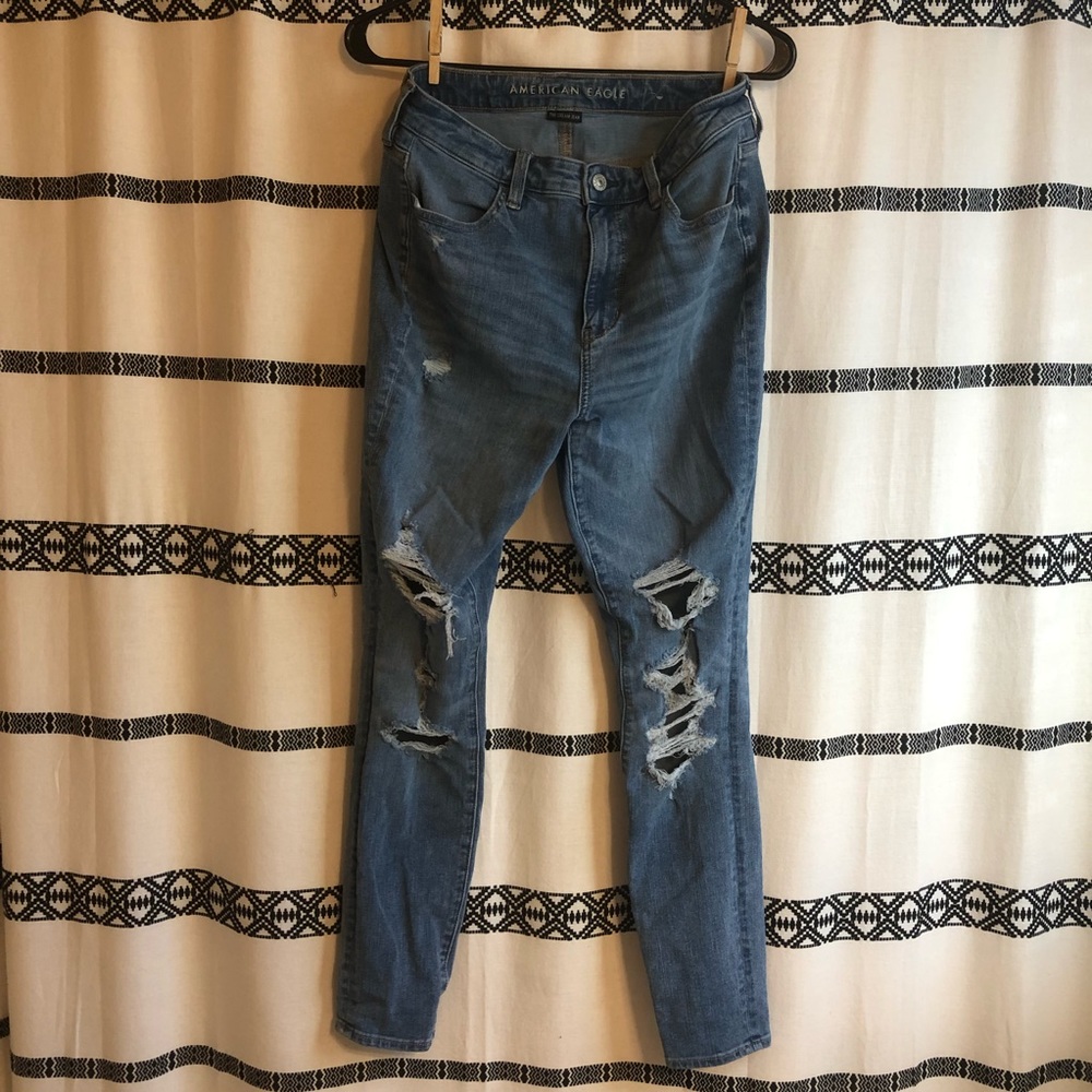 American Eagle High Rise Skinny Jean